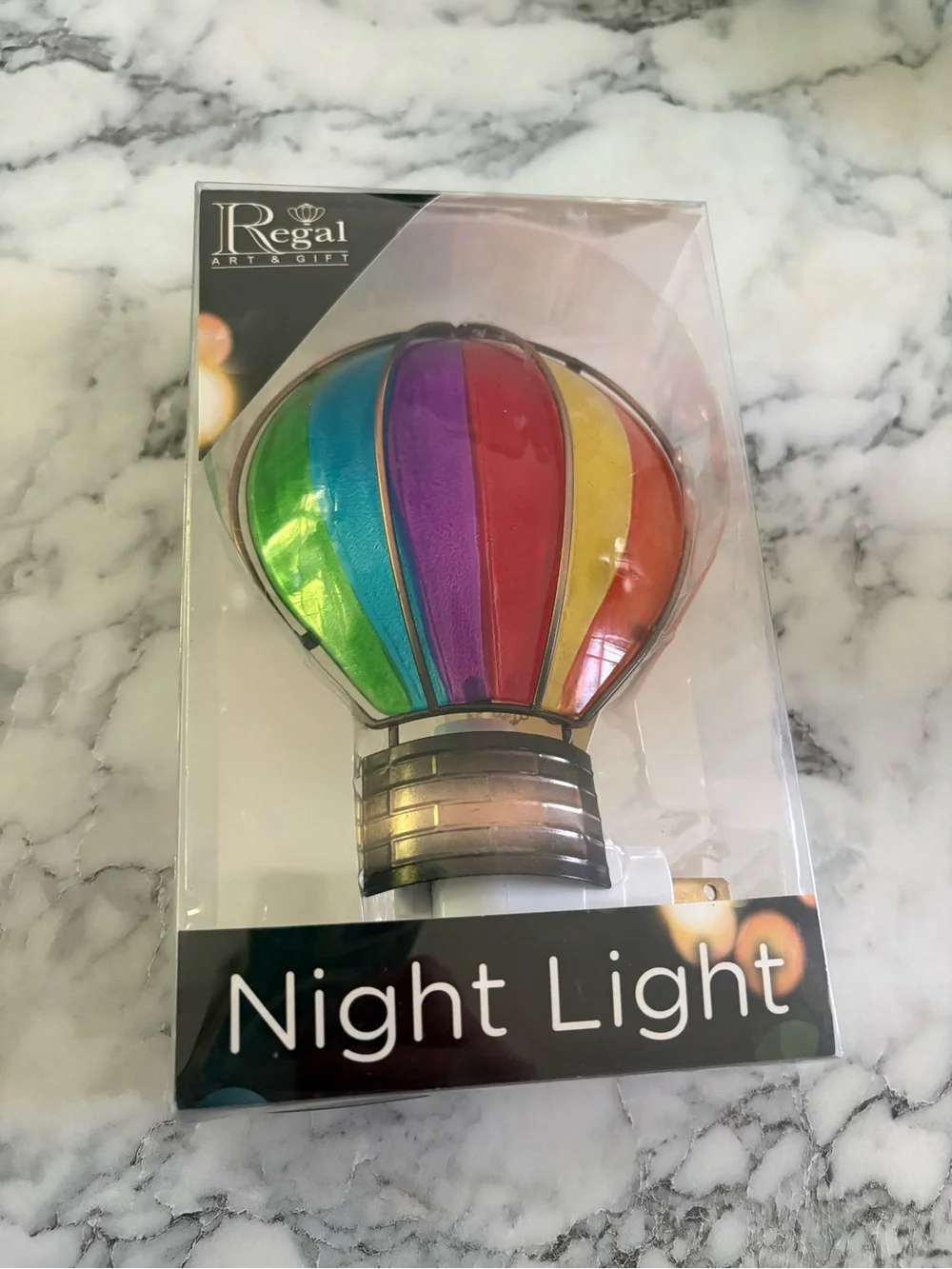 Regal multicolor hot